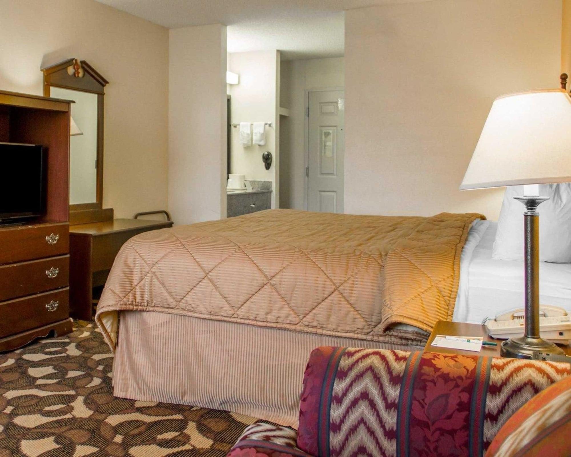 Quality Inn Broken Arrow - Tulsa Экстерьер фото