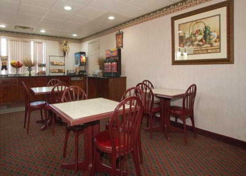 Quality Inn Broken Arrow - Tulsa Ресторан фото